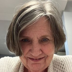 Meet your Posher, Deborah